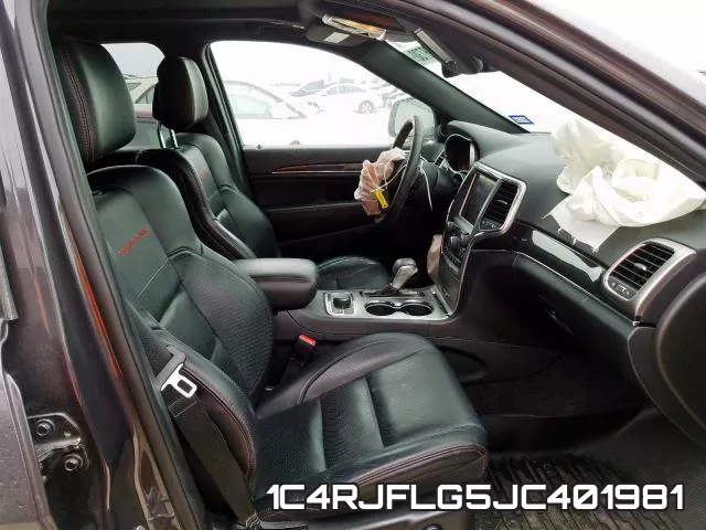 1C4RJFLG5JC401981_5.webp