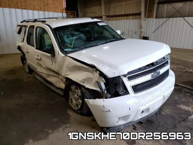 1GNSKHE70DR256963