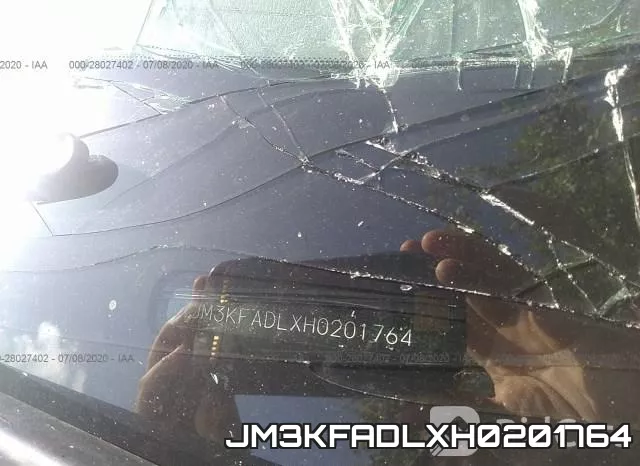 JM3KFADLXH0201764_9.webp