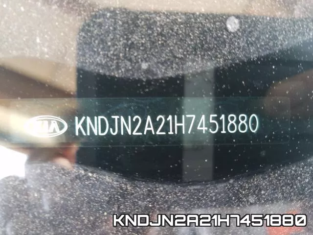KNDJN2A21H7451880_10.webp