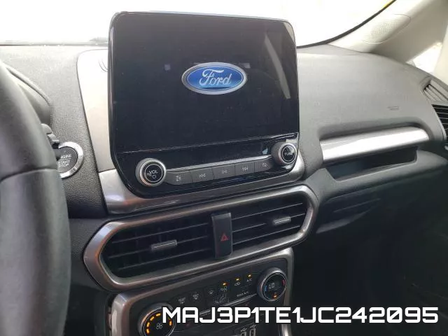 MAJ3P1TE1JC242095_9.webp