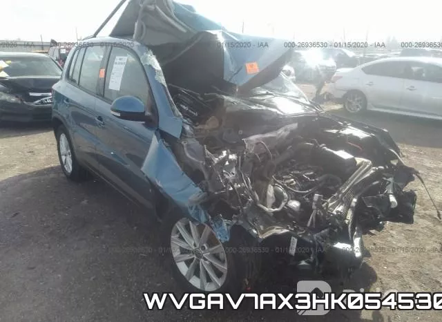 WVGAV7AX3HK054530_1.webp