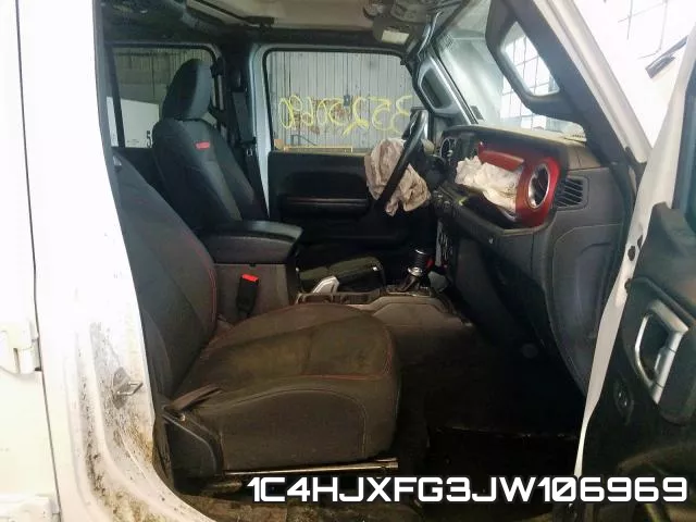 1C4HJXFG3JW106969_5.webp