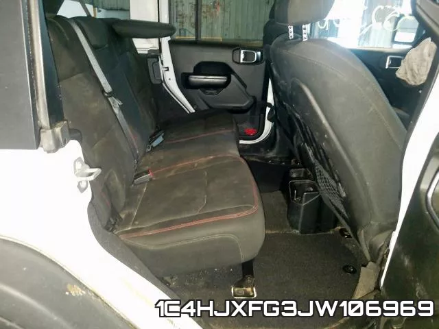 1C4HJXFG3JW106969_6.webp
