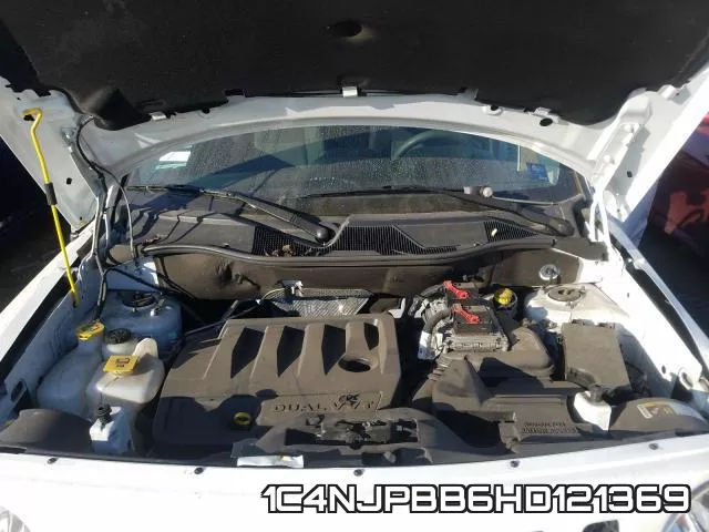 1C4NJPBB6HD121369_7.webp