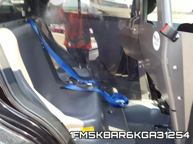 1FM5K8AR6KGA31254_6.webp