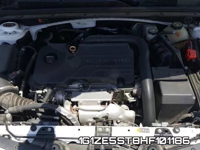1G1ZE5ST8HF101186