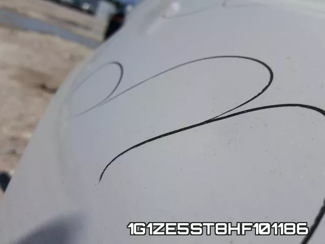 1G1ZE5ST8HF101186_9.webp