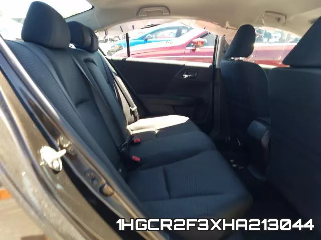 1HGCR2F3XHA213044_6.webp