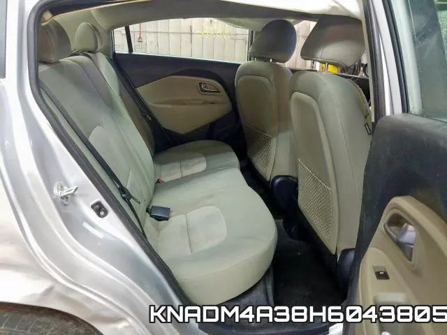 KNADM4A38H6043805_6.webp