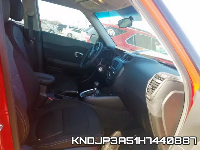 KNDJP3A51H7440887_5.webp