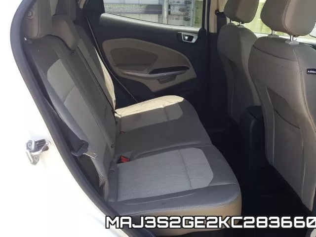 MAJ3S2GE2KC283660_6.webp