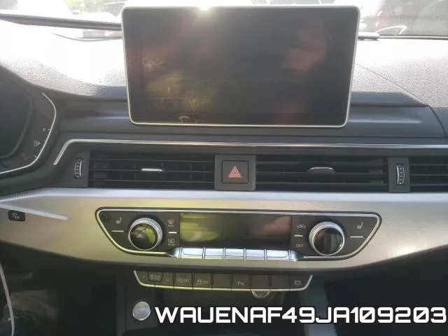 WAUENAF49JA109203_9.webp