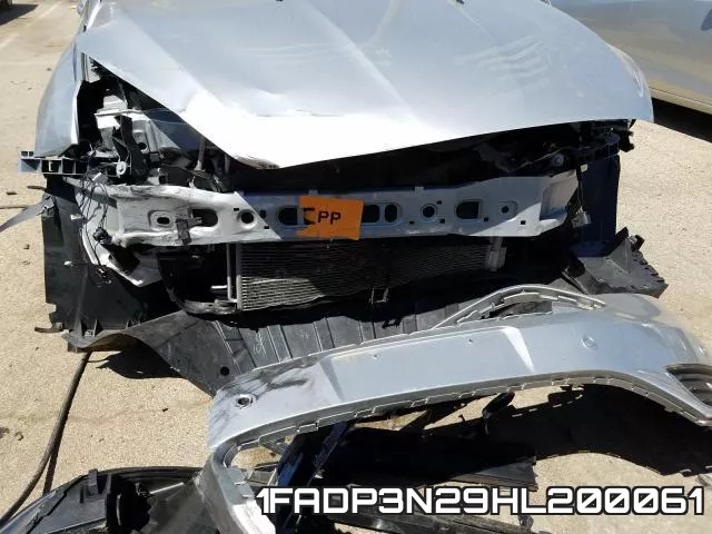 1FADP3N29HL200061_9.webp