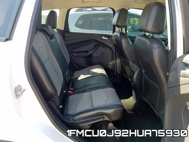 1FMCU0J92HUA75930_6.webp