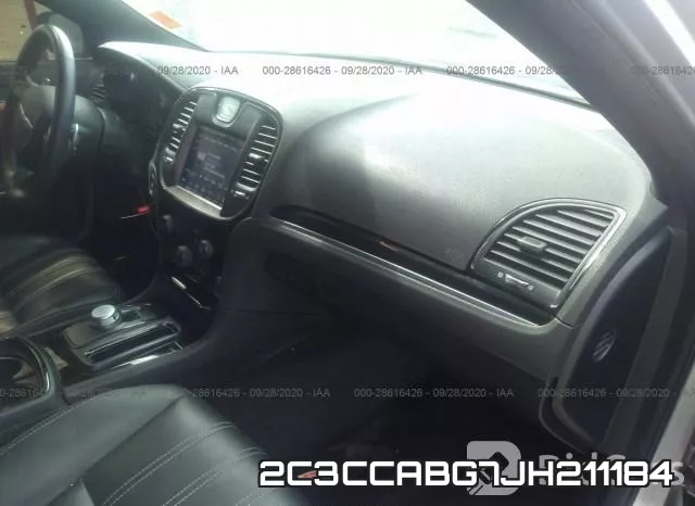 2C3CCABG7JH211184_5.webp