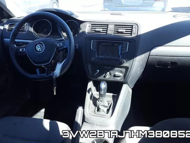 3VW2B7AJ7HM380852_9.webp