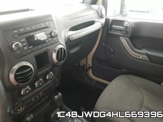 1C4BJWDG4HL669396_9.webp