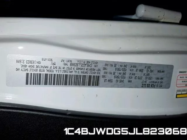 1C4BJWDG5JL823068_10.webp