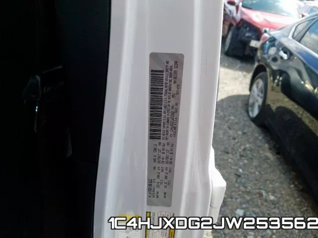 1C4HJXDG2JW253562_10.webp