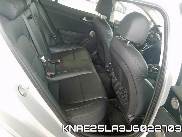 KNAE25LA3J6022703