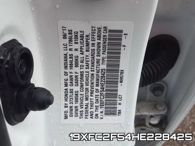 19XFC2F54HE228425_10.webp