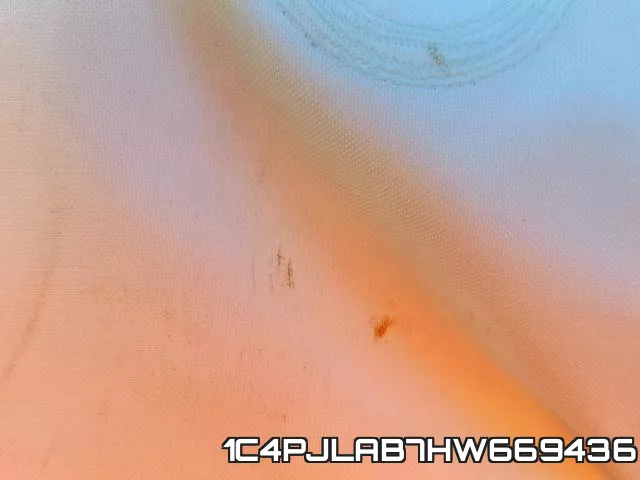 1C4PJLAB7HW669436_9.webp
