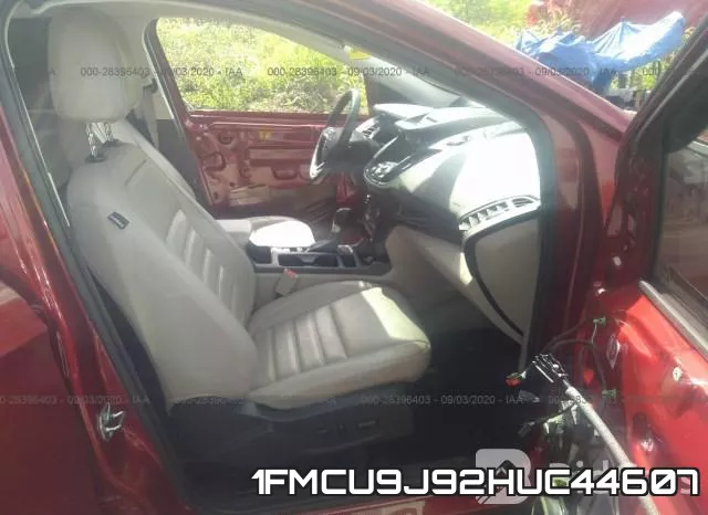 1FMCU9J92HUC44607_5.webp