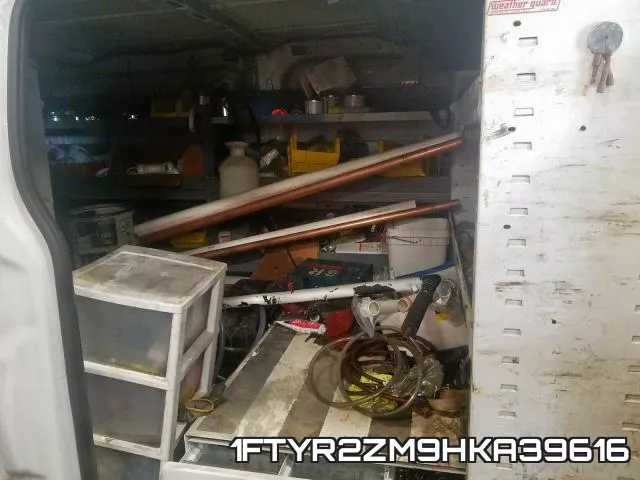 1FTYR2ZM9HKA39616_6.webp
