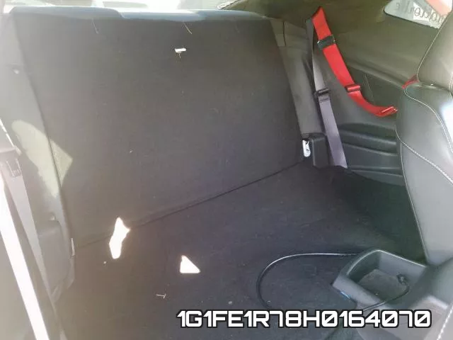 1G1FE1R78H0164070_6.webp