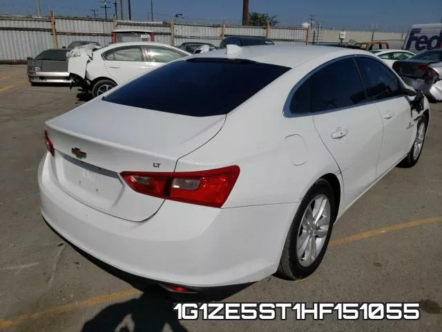 1G1ZE5ST1HF151055_4.webp