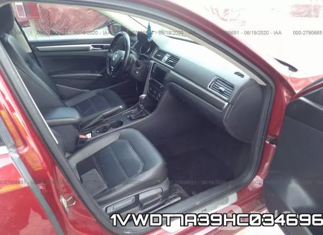 1VWDT7A39HC034696_5.webp