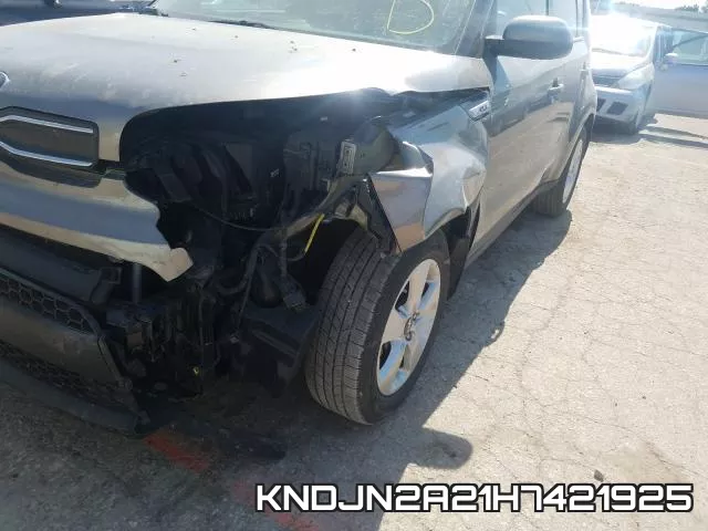 KNDJN2A21H7421925_9.webp