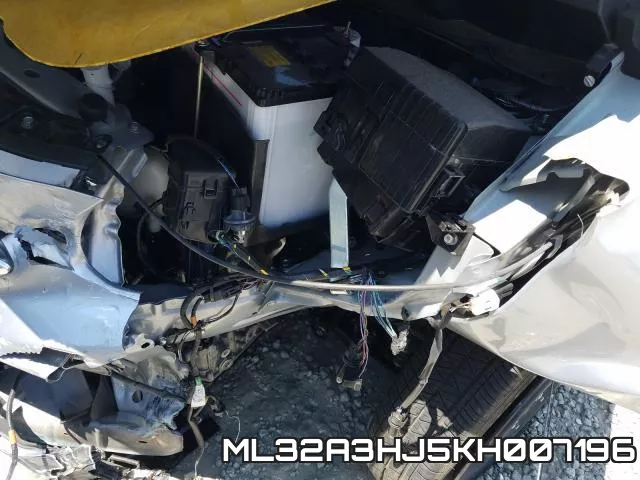 ML32A3HJ5KH007196_9.webp