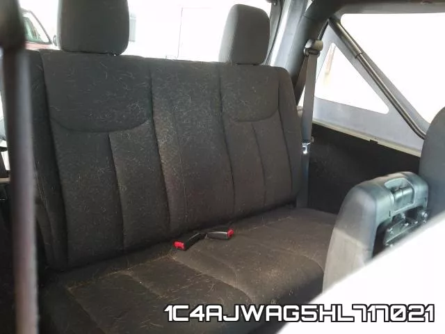 1C4AJWAG5HL717021_6.webp