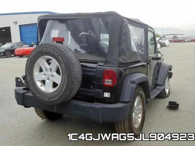 1C4GJWAG5JL904923_4.webp