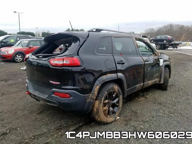 1C4PJMBB3HW606029_4.webp