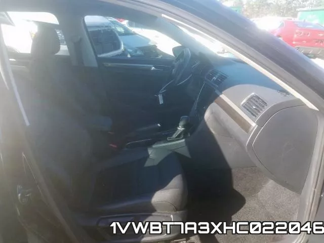 1VWBT7A3XHC022046_5.webp