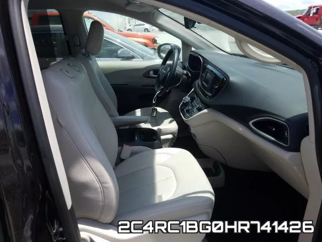 2C4RC1BG0HR741426_5.webp