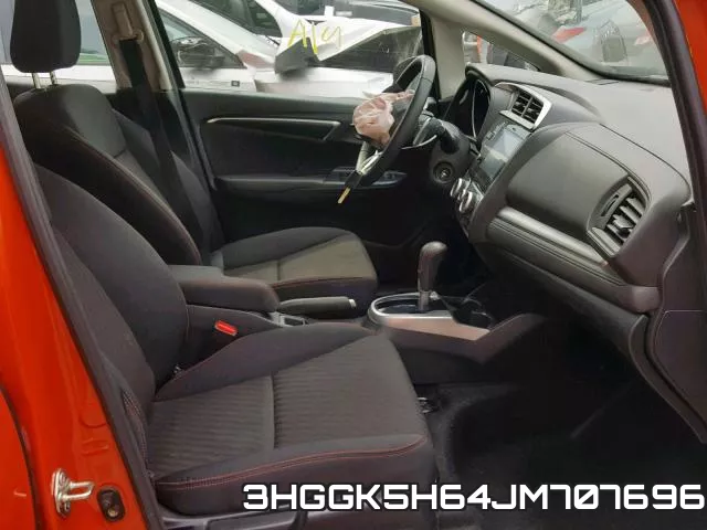 3HGGK5H64JM707696_5.webp