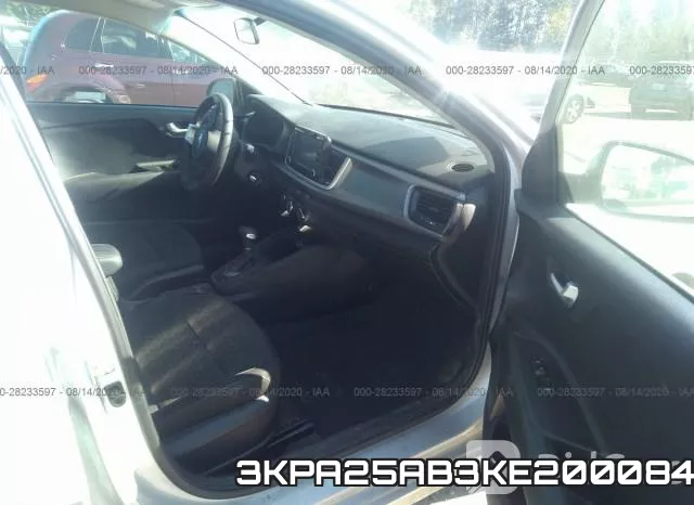 3KPA25AB3KE200084_5.webp