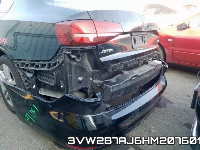 3VW2B7AJ6HM207601_9.webp