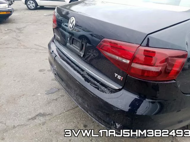 3VWL17AJ5HM382493_9.webp