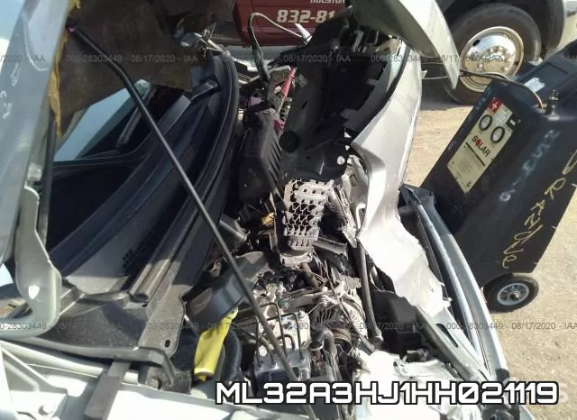 ML32A3HJ1HH021119_10.webp