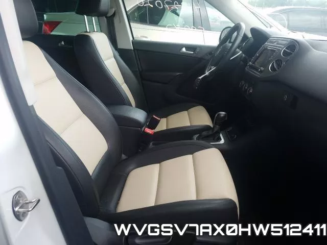 WVGSV7AX0HW512411_5.webp