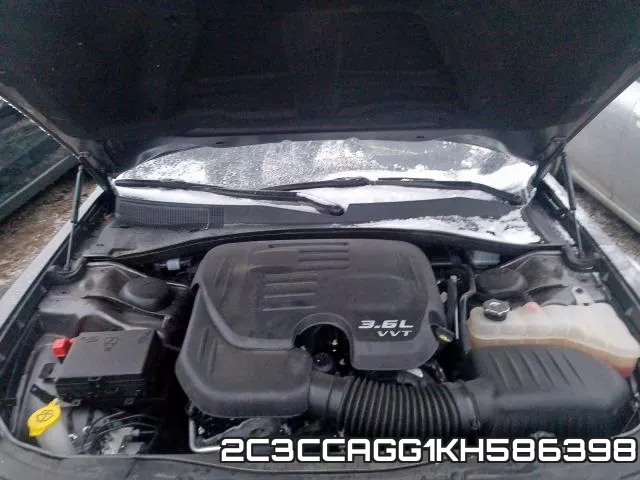 2C3CCAGG1KH586398_7.webp