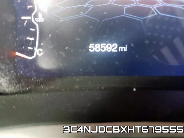 3C4NJDCBXHT679555_8.webp