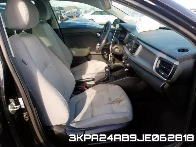 3KPA24AB9JE062818_5.webp