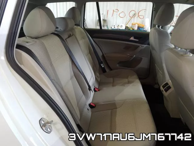 3VW717AU6JM767742_6.webp