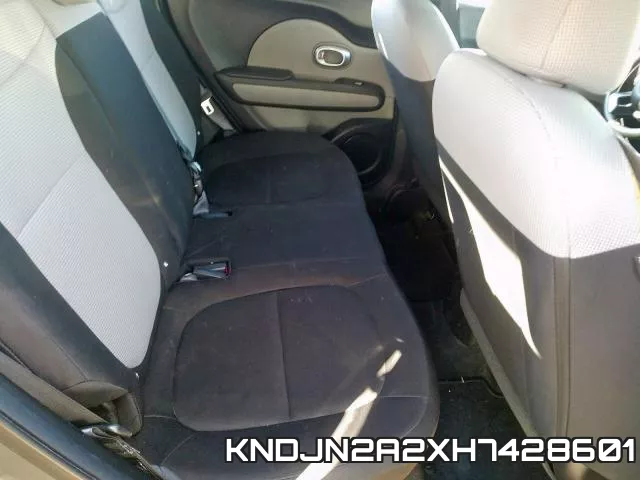 KNDJN2A2XH7428601_6.webp